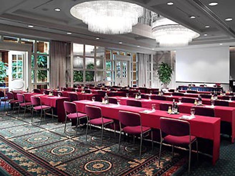 Renaissance Zurich Hotel Opfikon-Glattbrugg Екстериор снимка